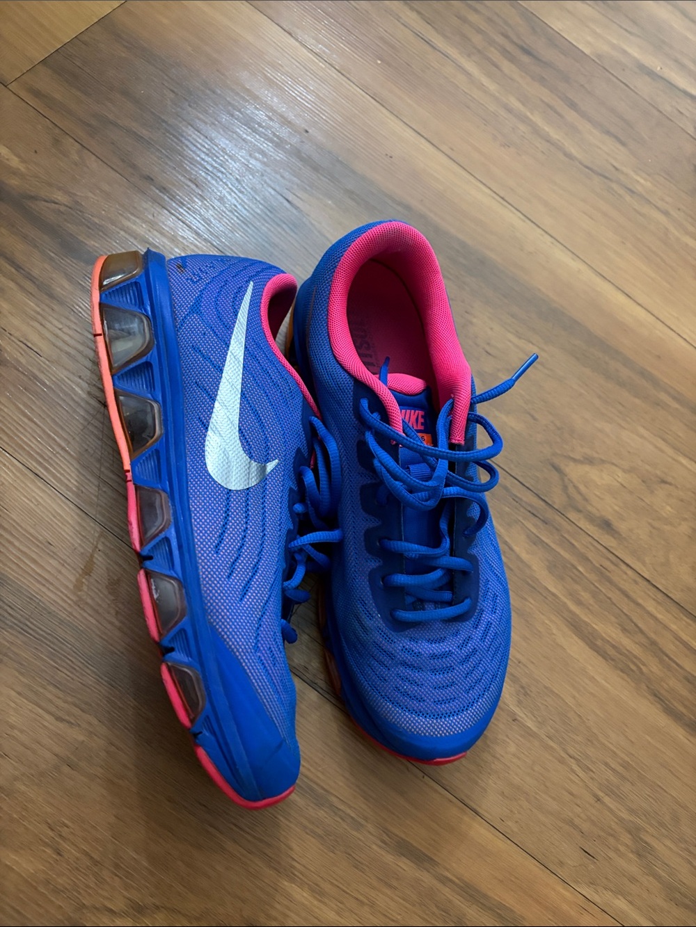 Nike blue & Pink Lightweight Running Shoes